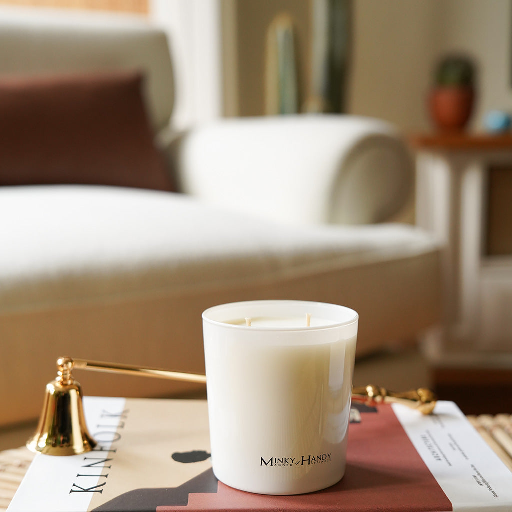 Pure Glam - Scented Soy Candle with Dual Wick – Amber, Cinnamon & Vanilla– 10.6oz