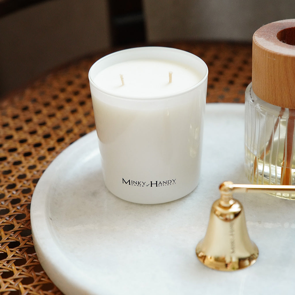 Pure Glam - Scented Soy Candle with Dual Wick – Amber, Cinnamon & Vanilla– 10.6oz